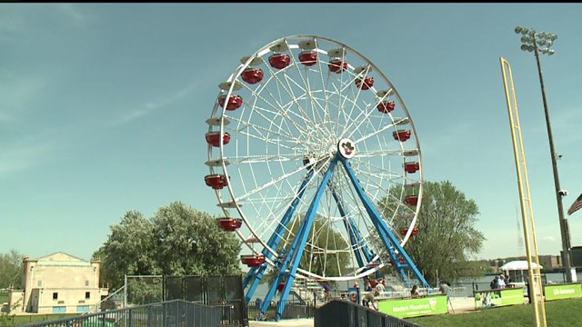 Ferris wheel has first inspection ride