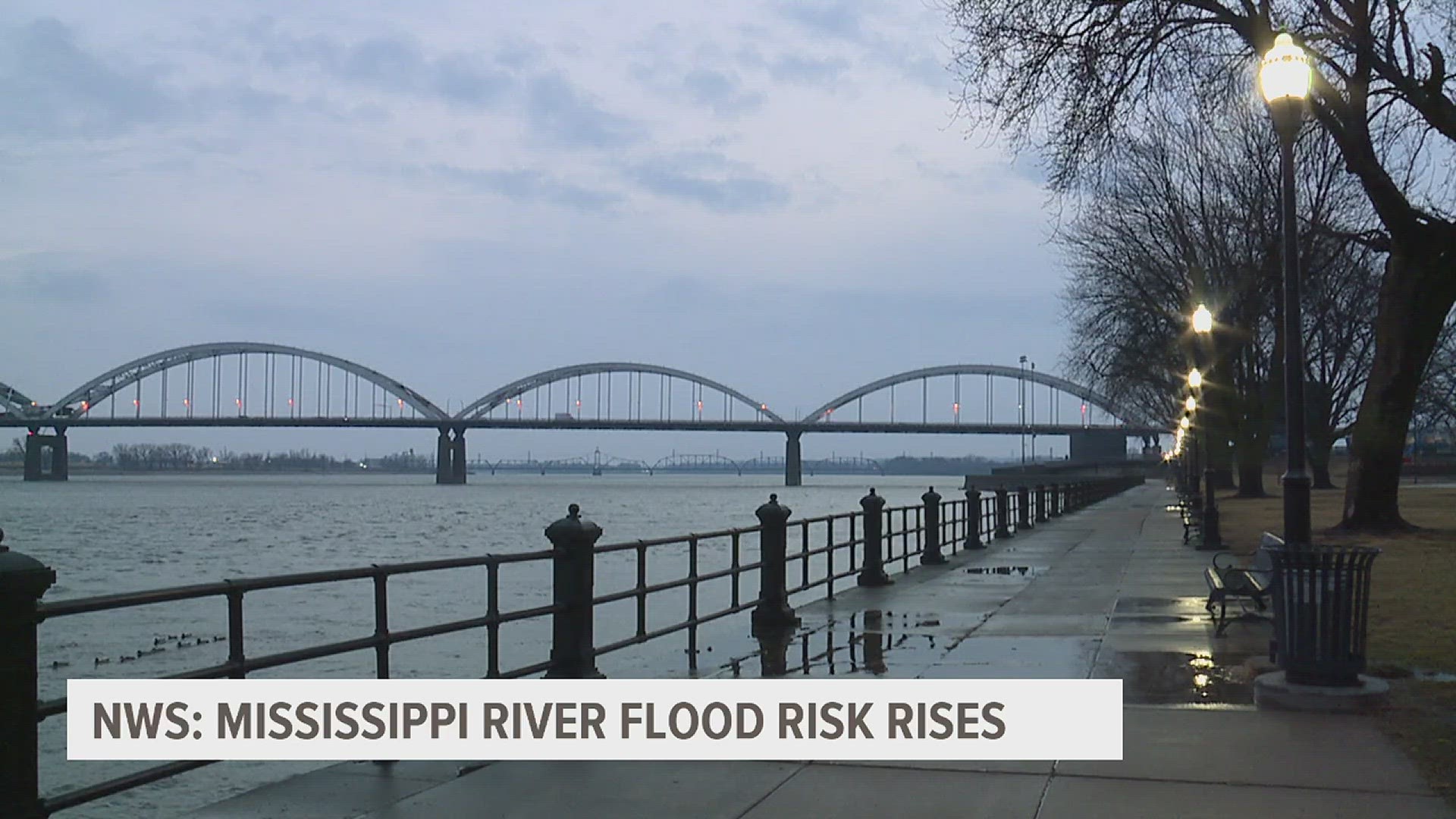 The Mississippi River is now at an 80% chance of reaching or exceeding the major flood stage by the end of May.