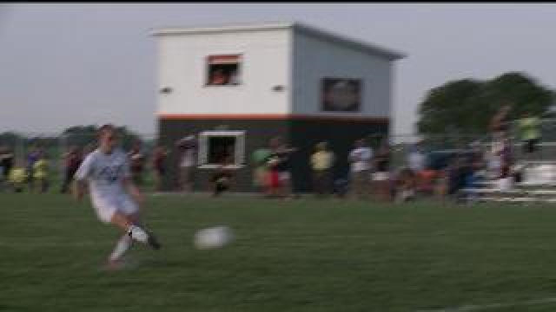 Moline Soccer to Sweet Sixteen