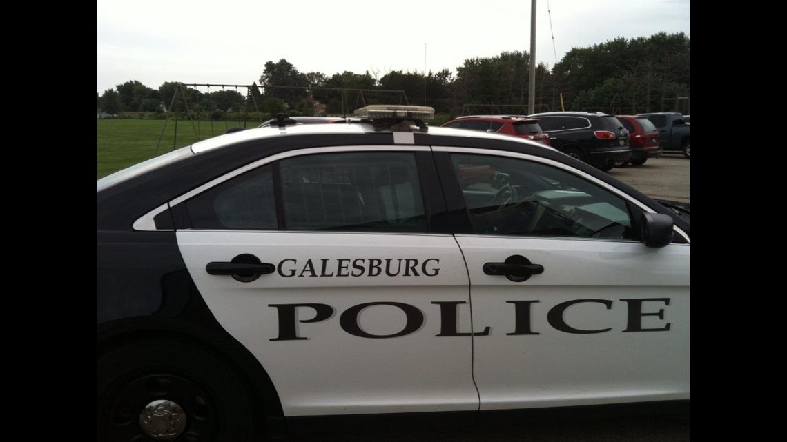 Galesburg police seek assistance in finding three wanted people