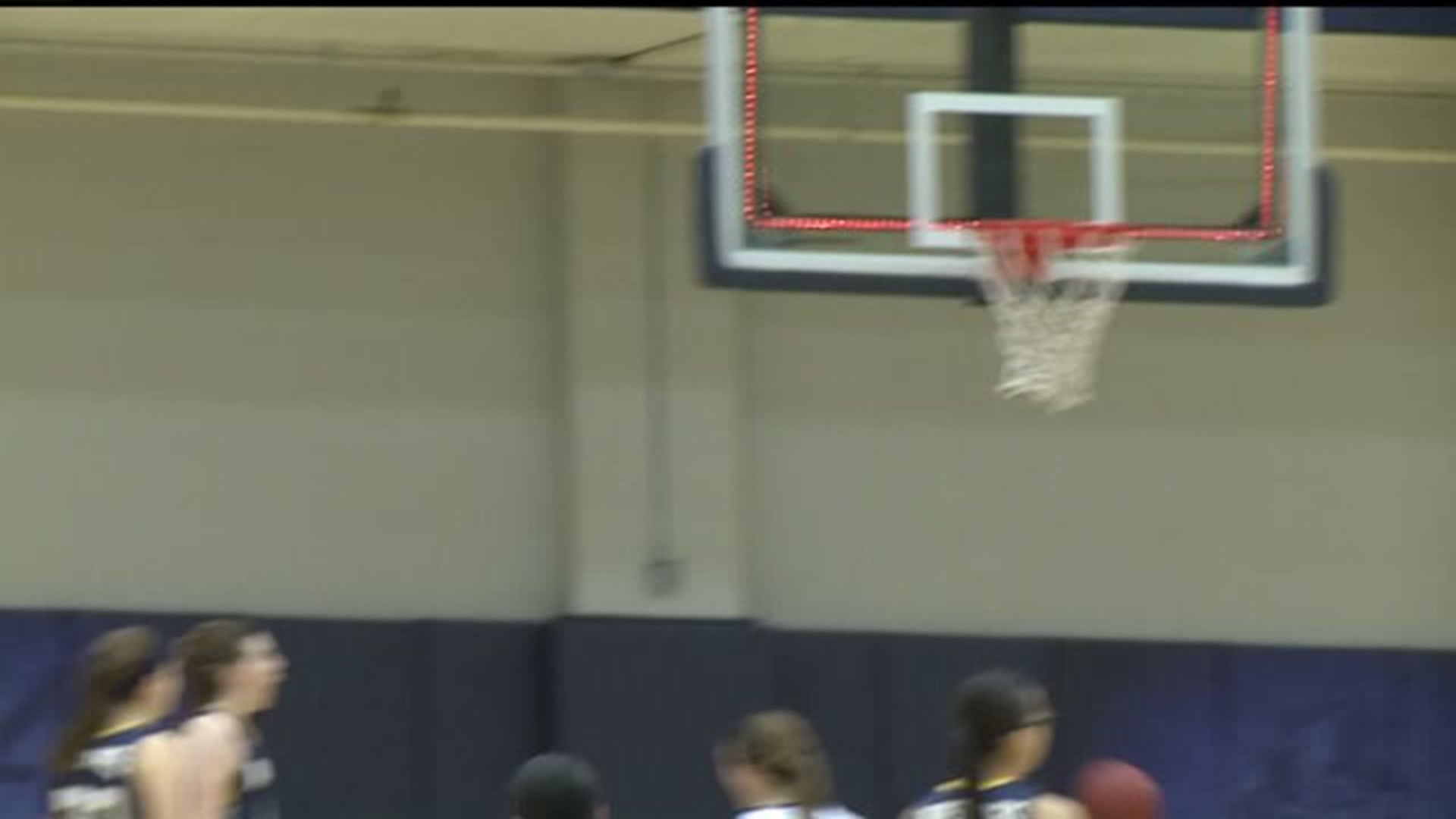 St. Ambrose Queen Bees win on Buzzer Beater