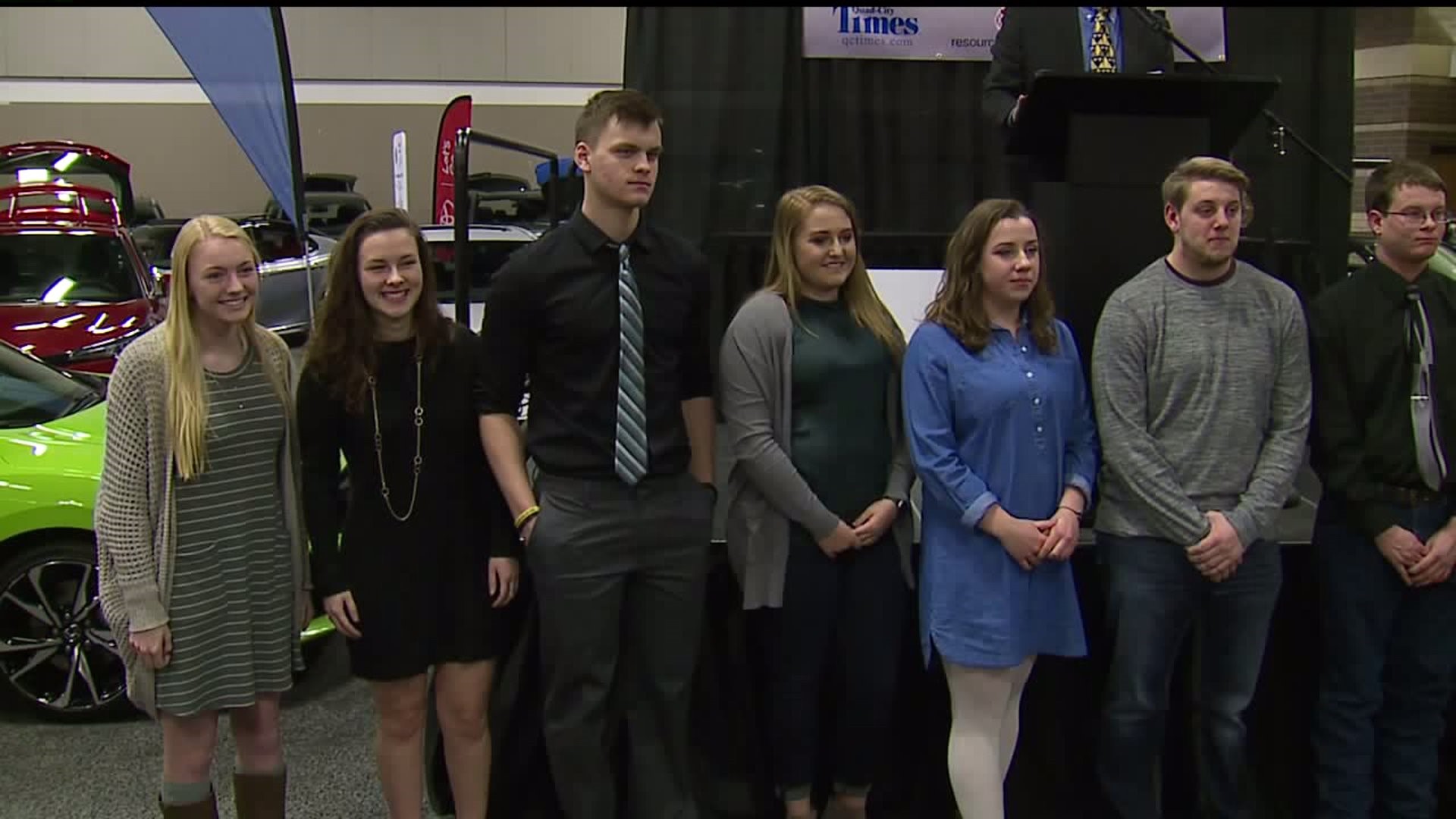 Auto Show Gives Out Scholarships