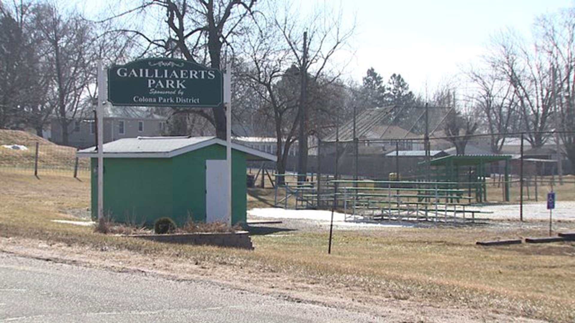 Colona park goes on the auction block
