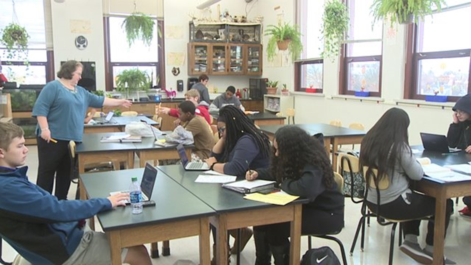 Davenport Central students head to Saturday class in Catch Up Academy