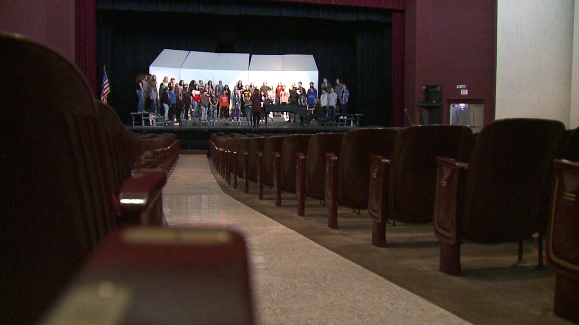 New performing arts center in the works for Moline High School