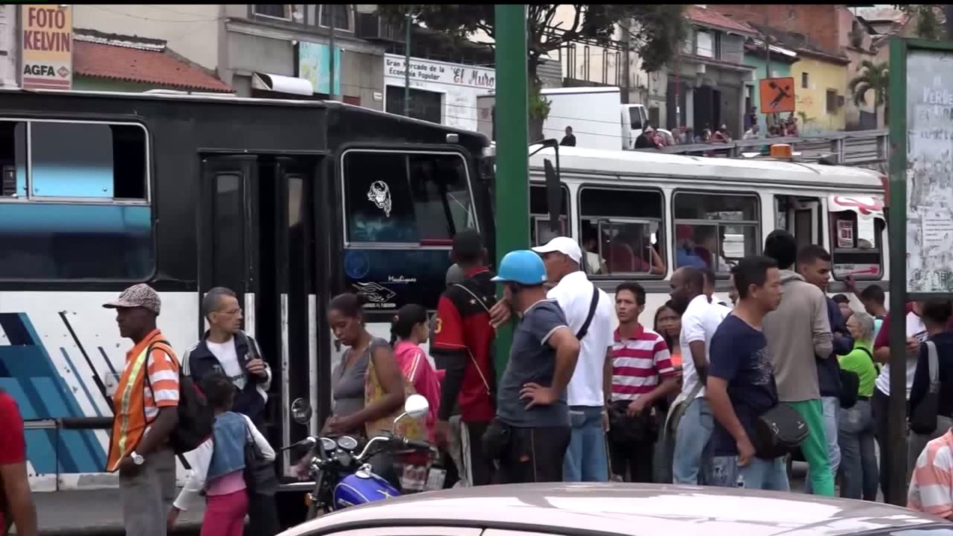 Venezuelan blackouts cripple country, regime blames U.S.