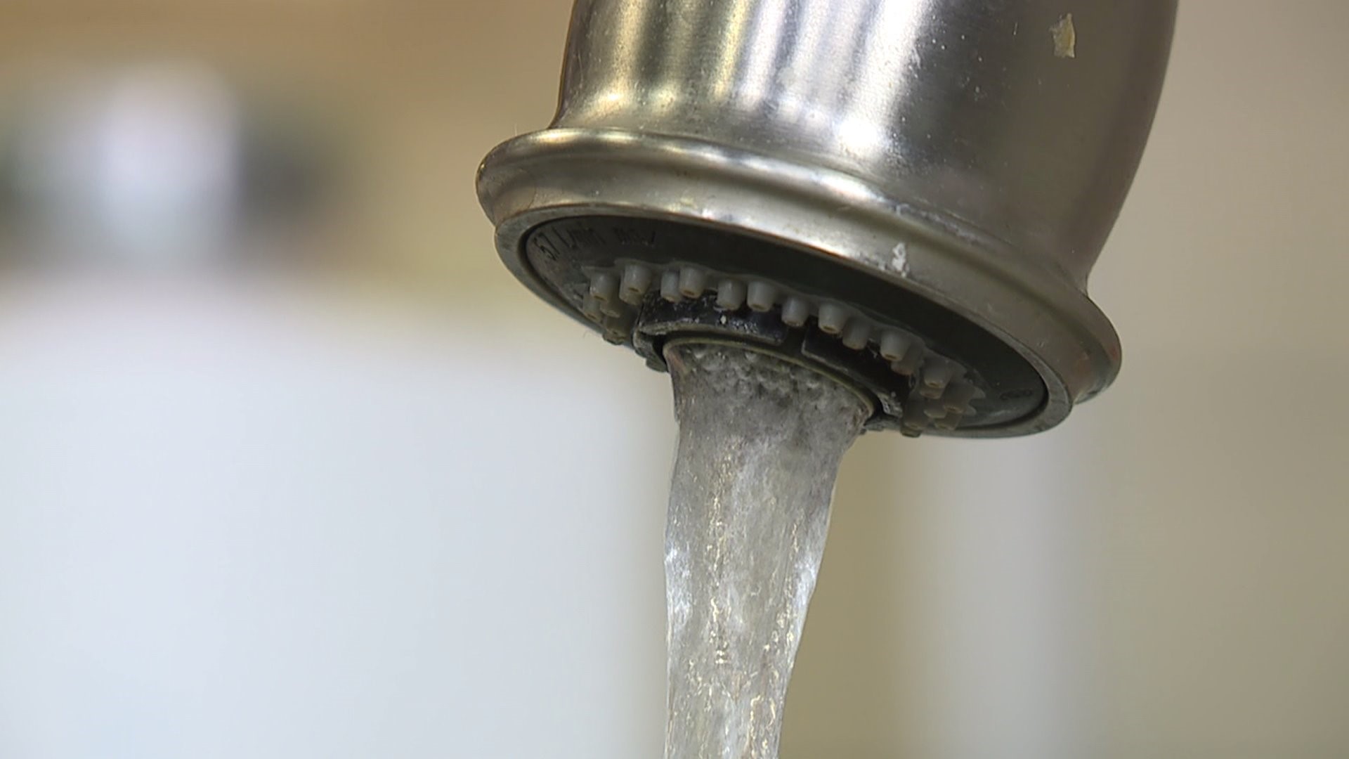 Galesburg remove lead water lines