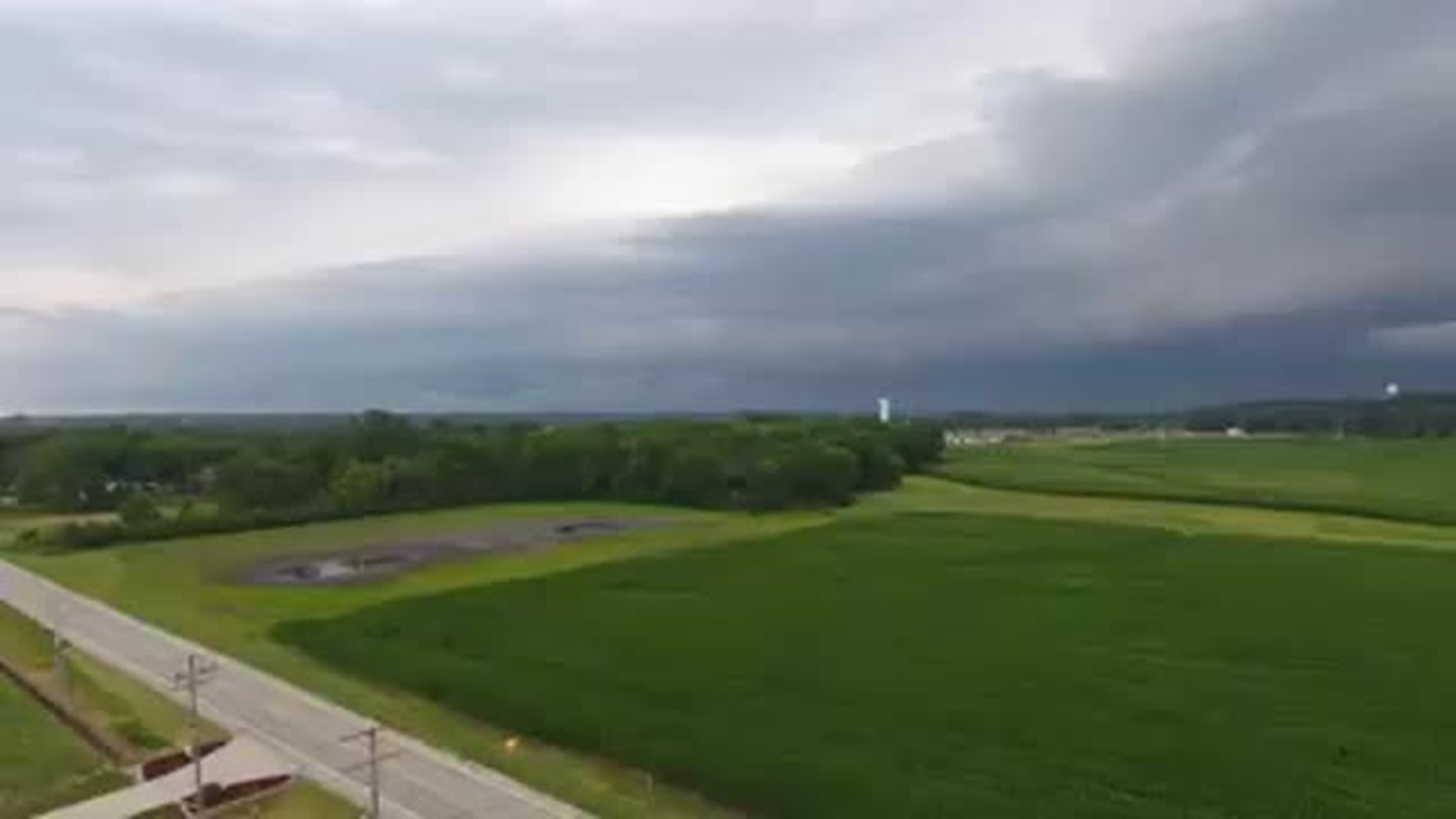 Wall cloud over Hampton
