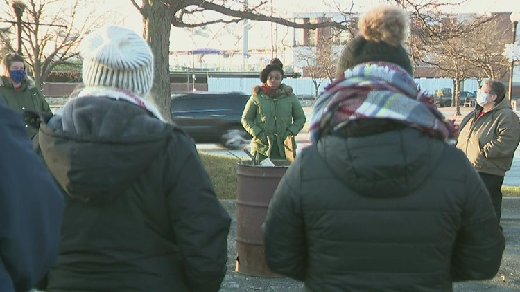 WATCH: Quad City advocates gather to remember the homeless that died in 2021