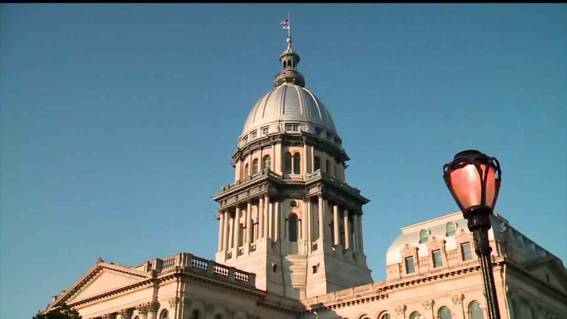Illinois begins to pay bills