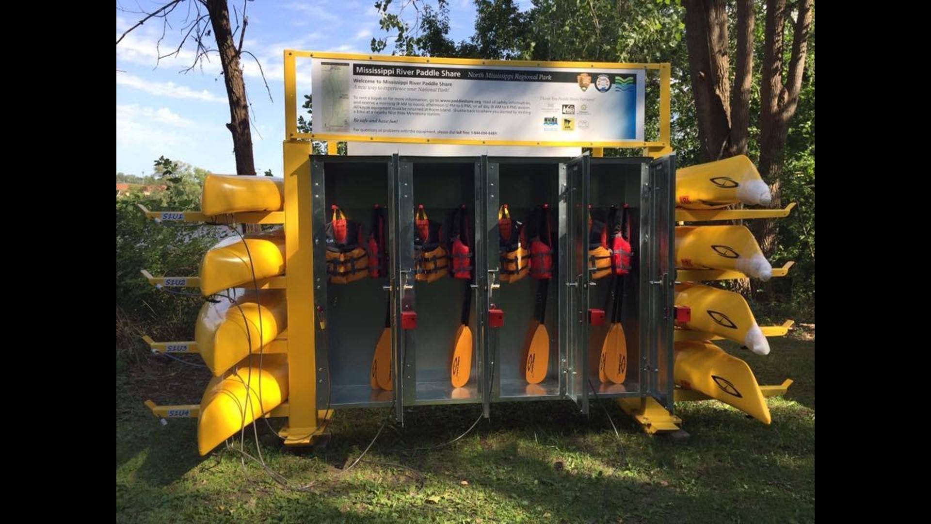 Selfserve kayak rental opens in Minneapolis