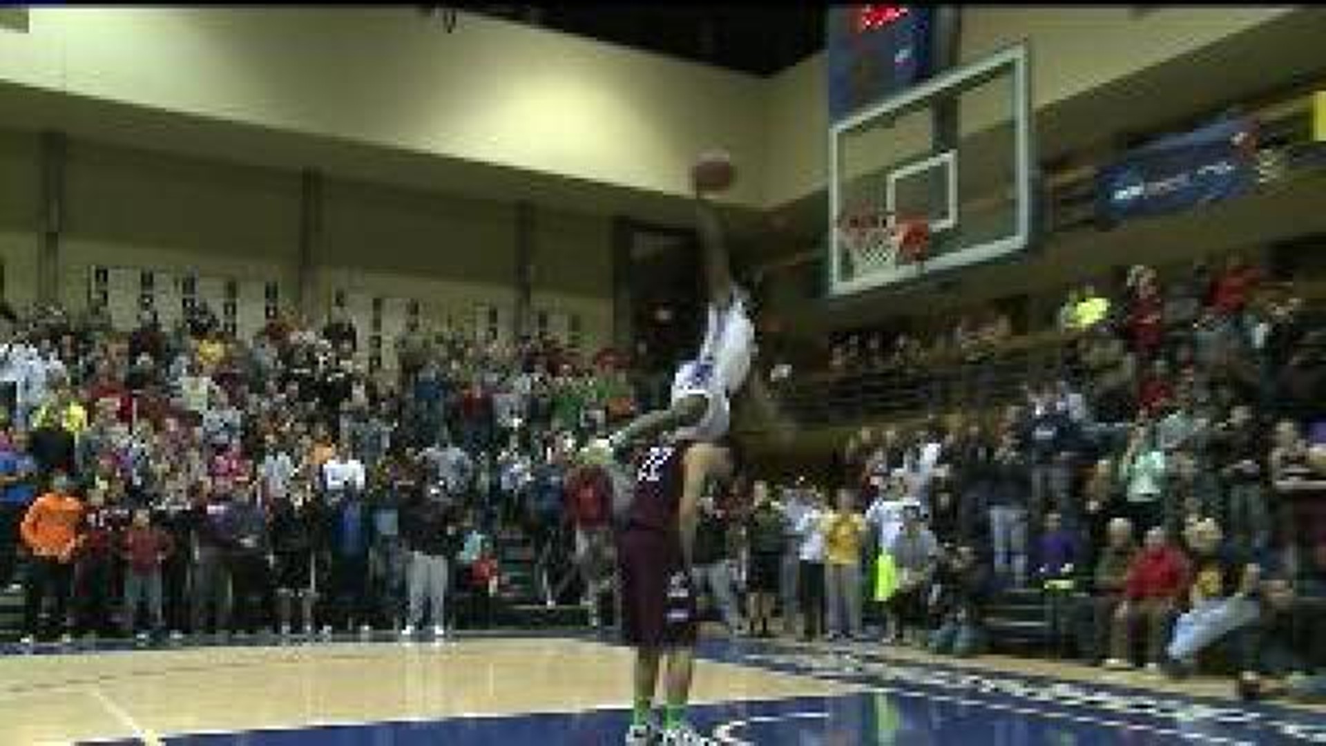 Butler and Parks Steal Dunk Contest Show