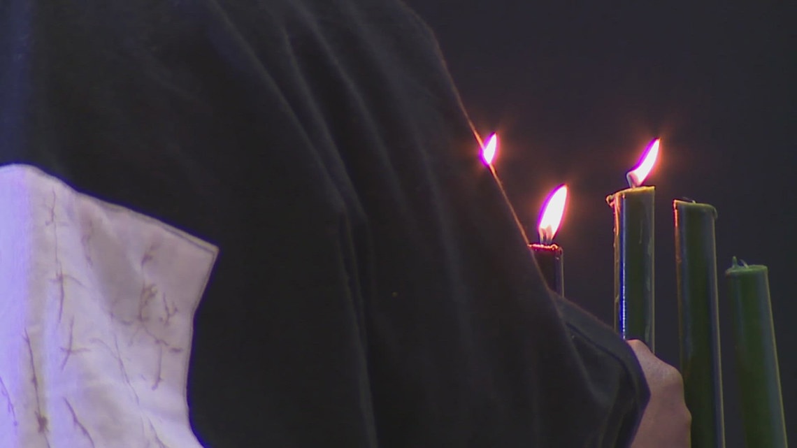 Rock Island community gathers to celebrate Kwanzaa