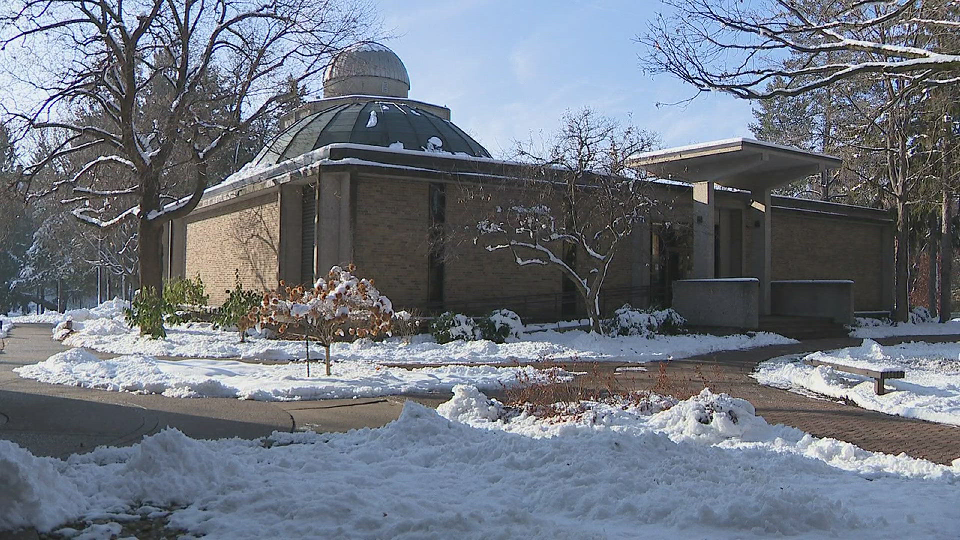 The John Deere Planetarium will be open from 8:30 p.m. to 10 p.m. on Saturday night.
