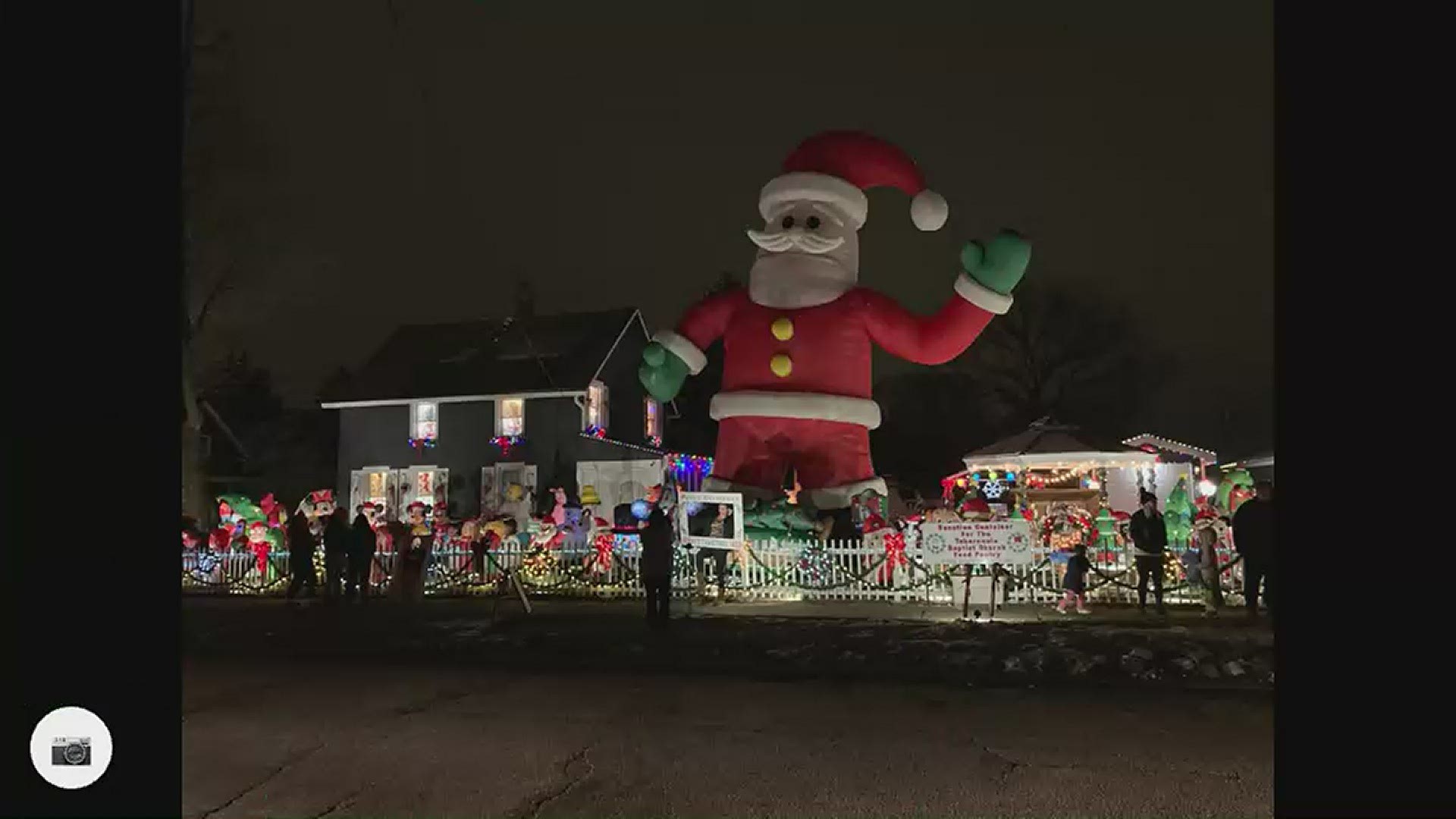 A News 8 photojournalist took a ride around Moline (and dipped into East Moline) to look at the Christmas light sights!