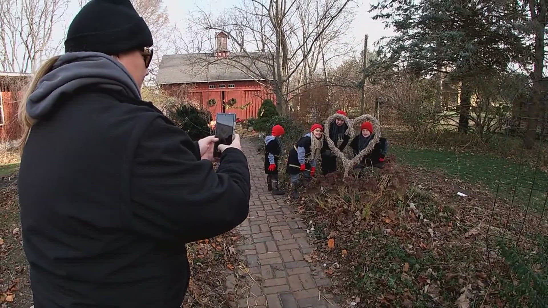 News 8's Joe Habersham explains how four boys are bringing holiday cheer to the annual event.