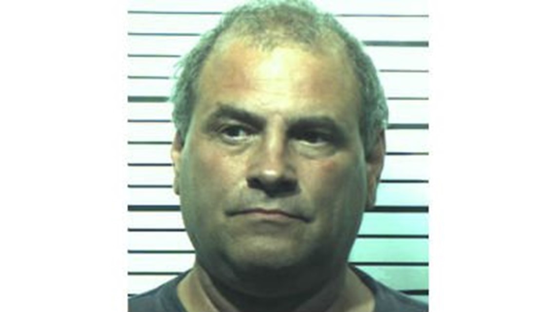 Oelwein man arrested in Scott County sting