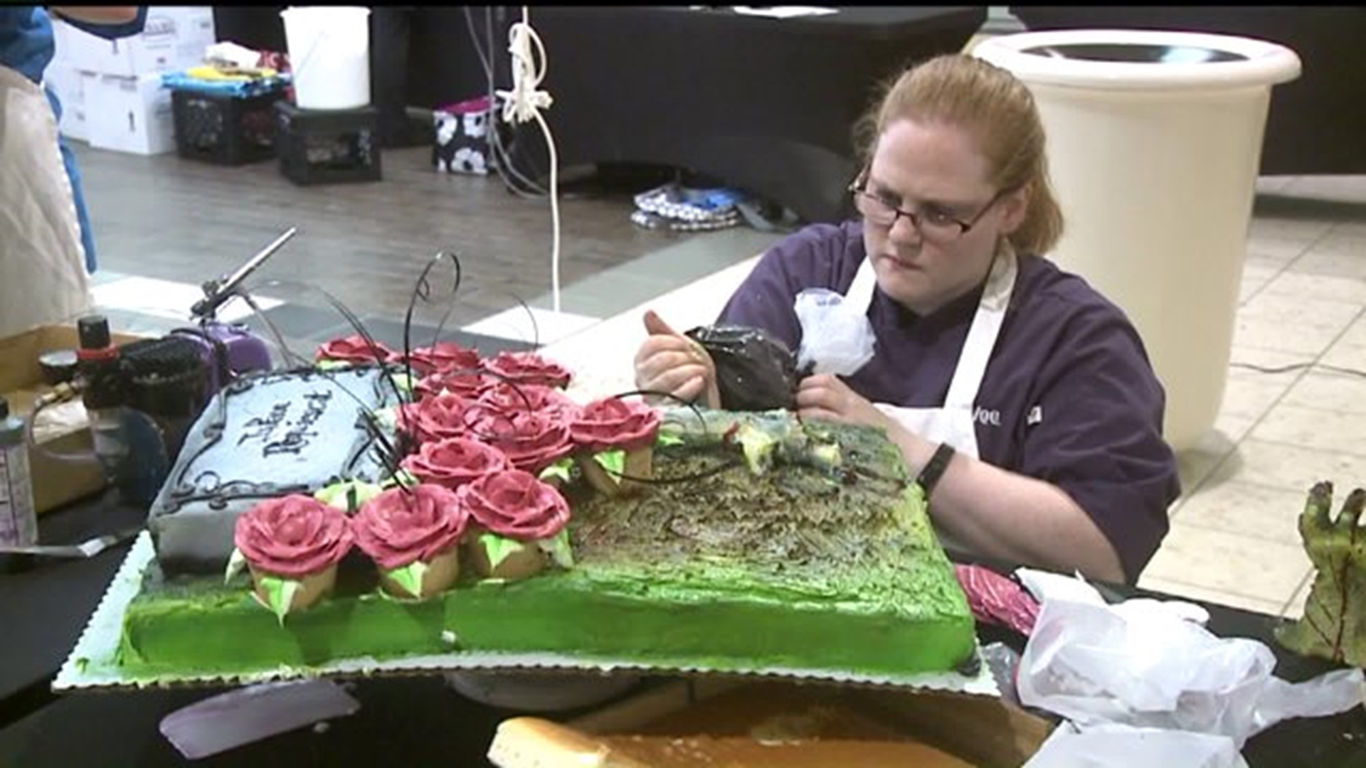 Woman In Digital: Students Compete For Cake Decorating Challenge