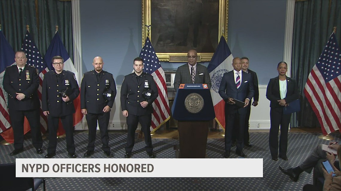 NYPD officers honored for stopping machetewielding attacker