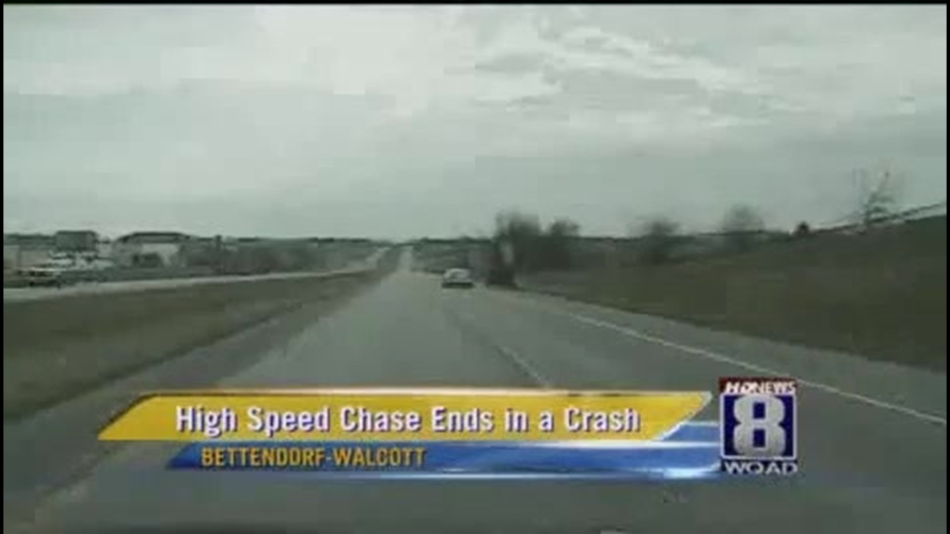 High speed chase ends in crash.mp4