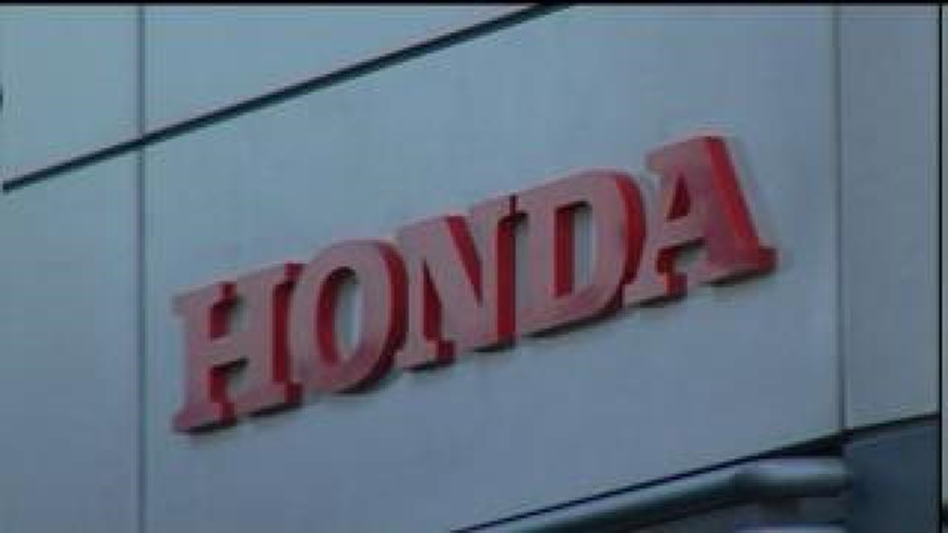Honda recalls nearly 900,000 minivans