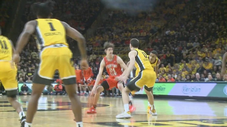 Iowa and Illinois men's basketball facing off twice in 2023-24