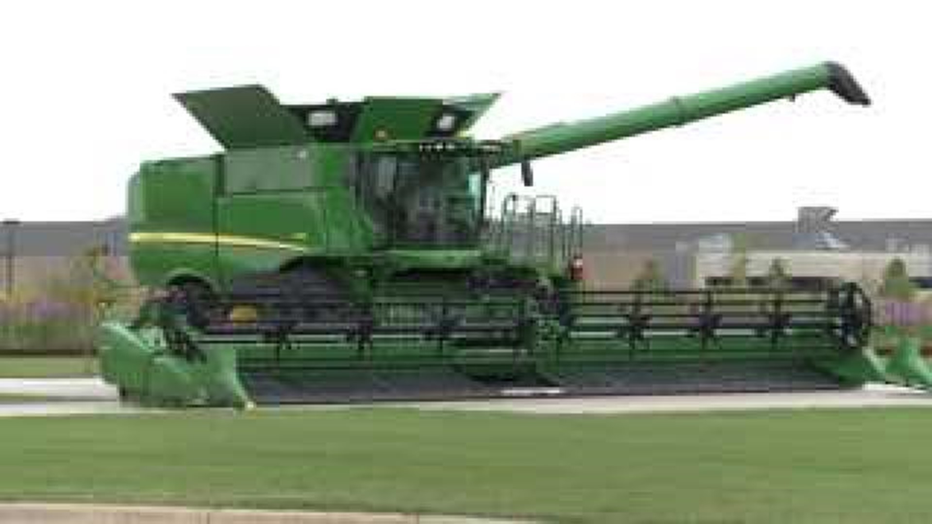 Hundreds of John Deere workers to be on indefinite layoff
