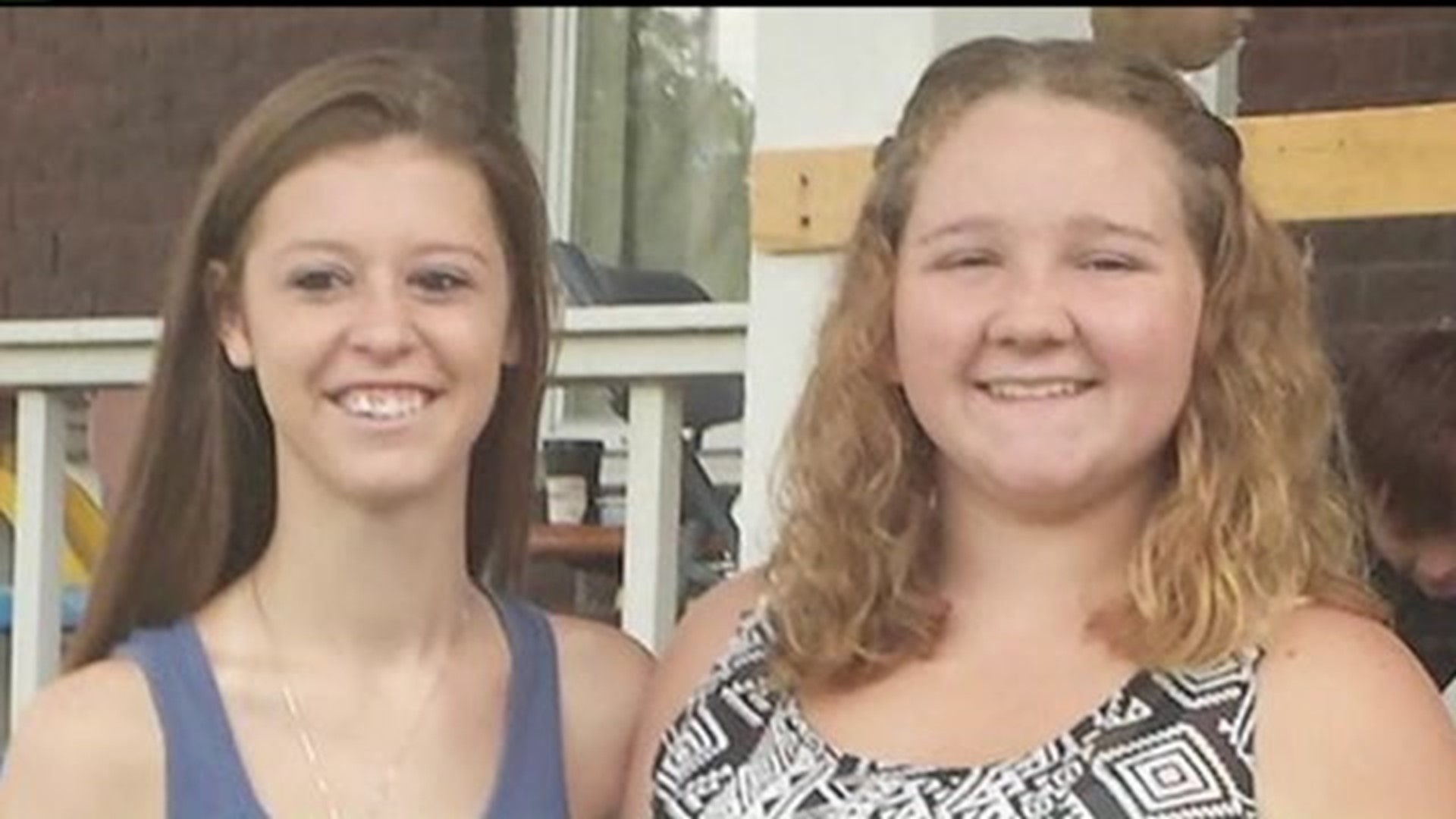 Galesburg Community Mourns Two Teen Deaths At Candlelight Vigil Sunday ...