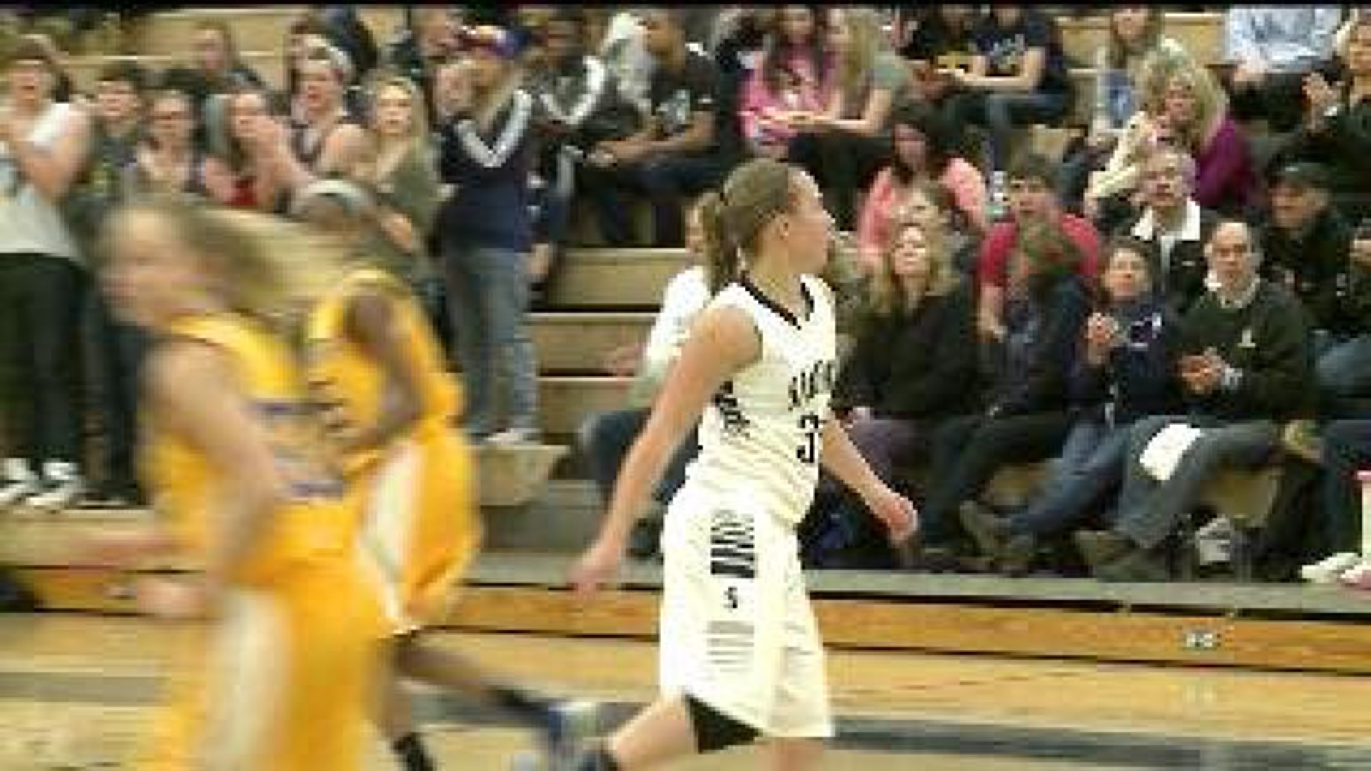 Lady Spartans Sprint Past North