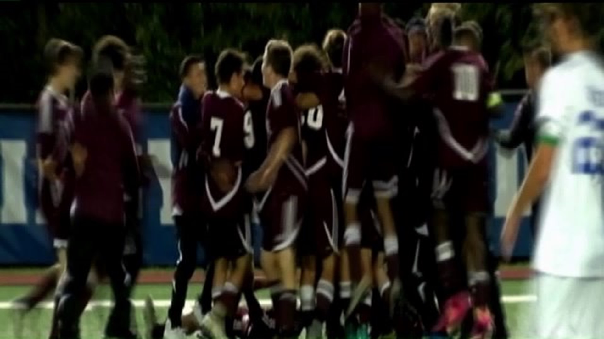 Moline soccer bests Quincy to claim WB6 Title