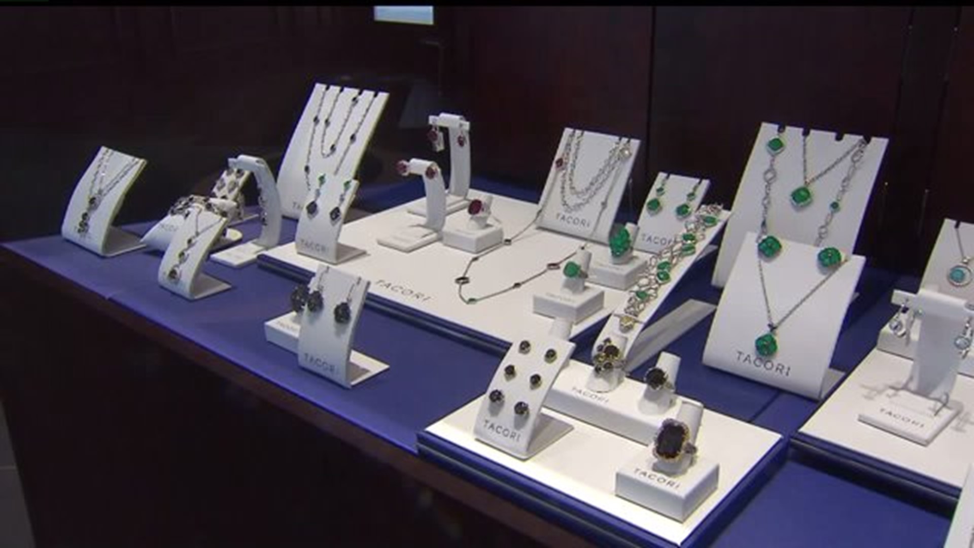 A different future for QC jewelry stores