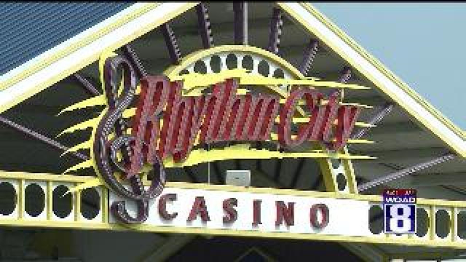 Davenport Meets With Iowa Gaming Officials in Casino Deal