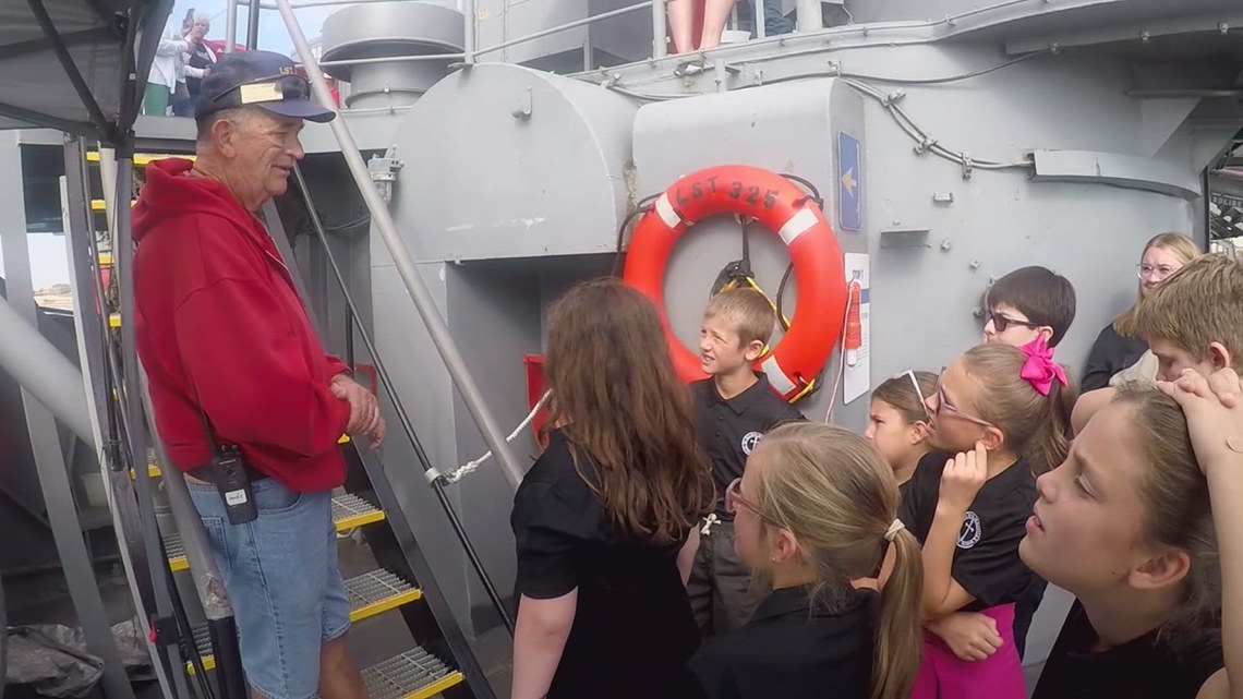 Historic Wwii Ship Available For Public Tours In Muscatine Wqad