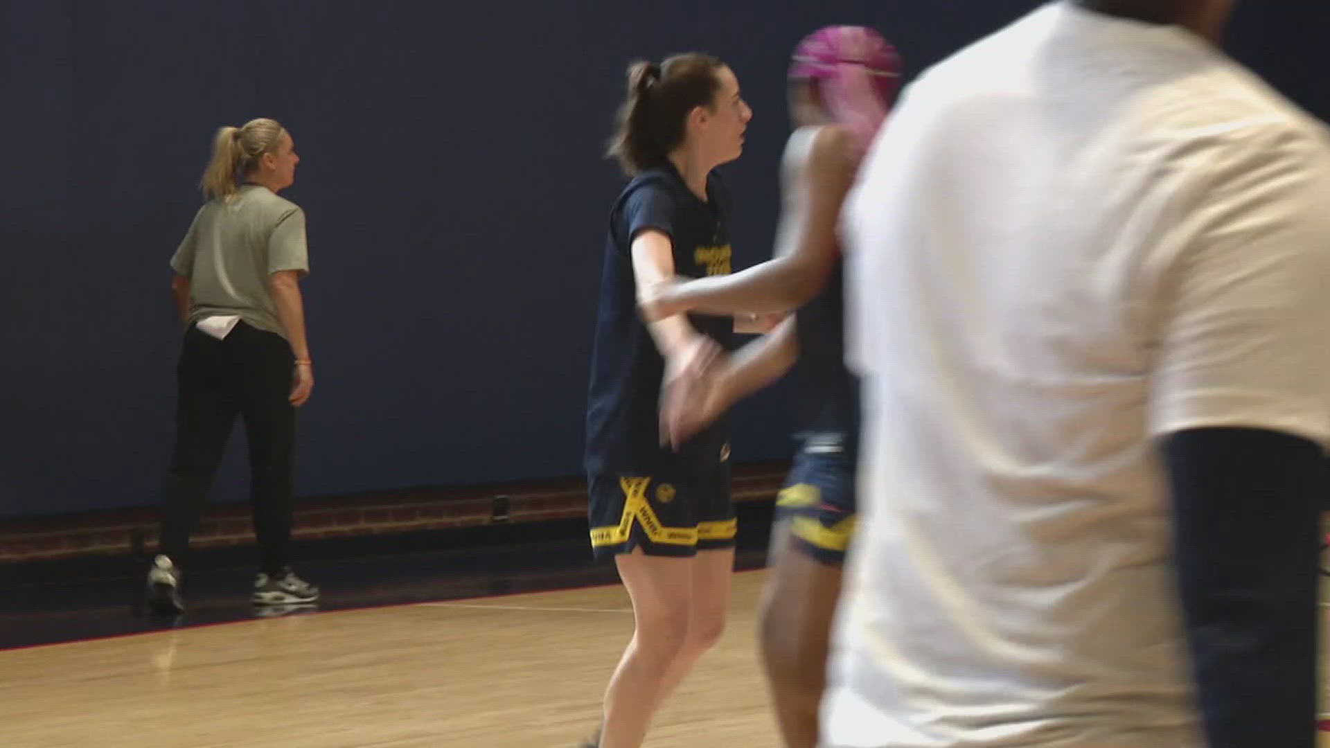 Clark, Fever open WNBA preseason in Dallas | wqad.com