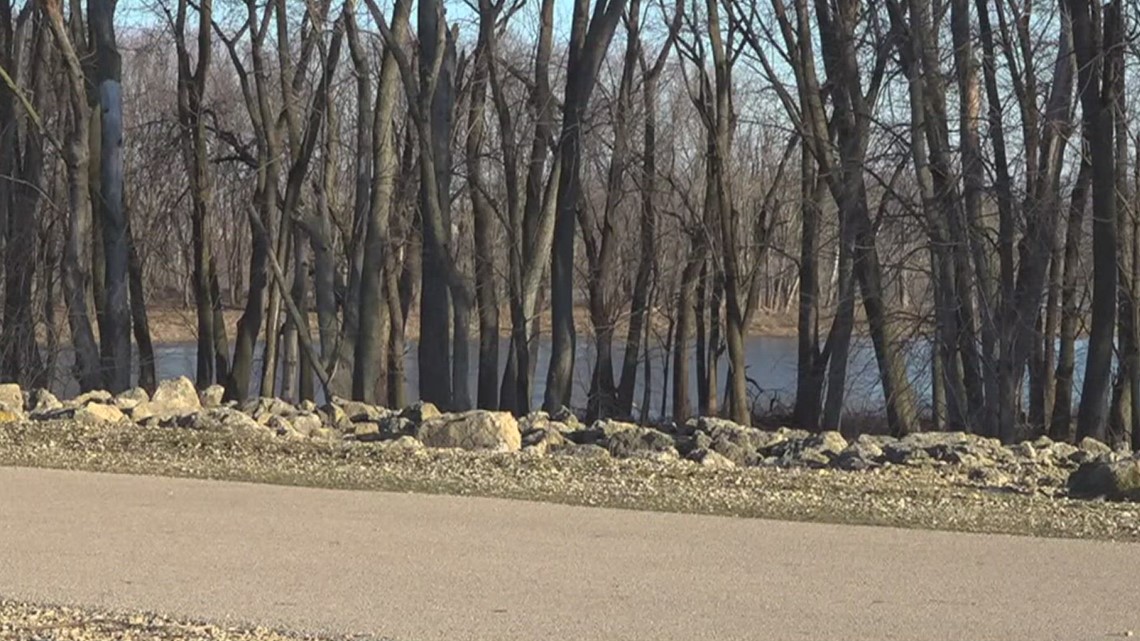 Clinton considers adding new riverfront road - Vimarsana News