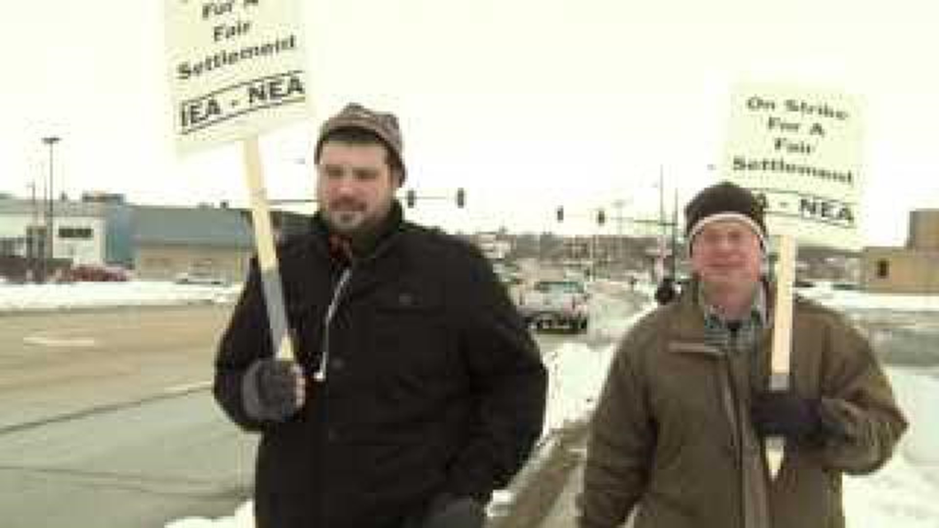 Dixon teachers on strike
