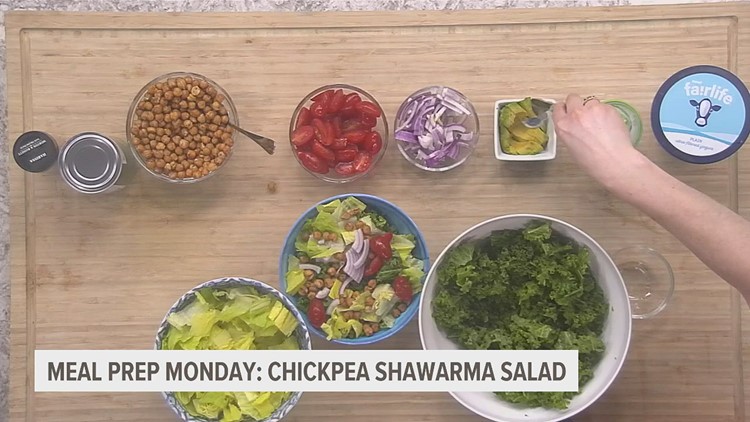 Easy, healthy & delicious: Try this vegan chickpea shawarma salad!