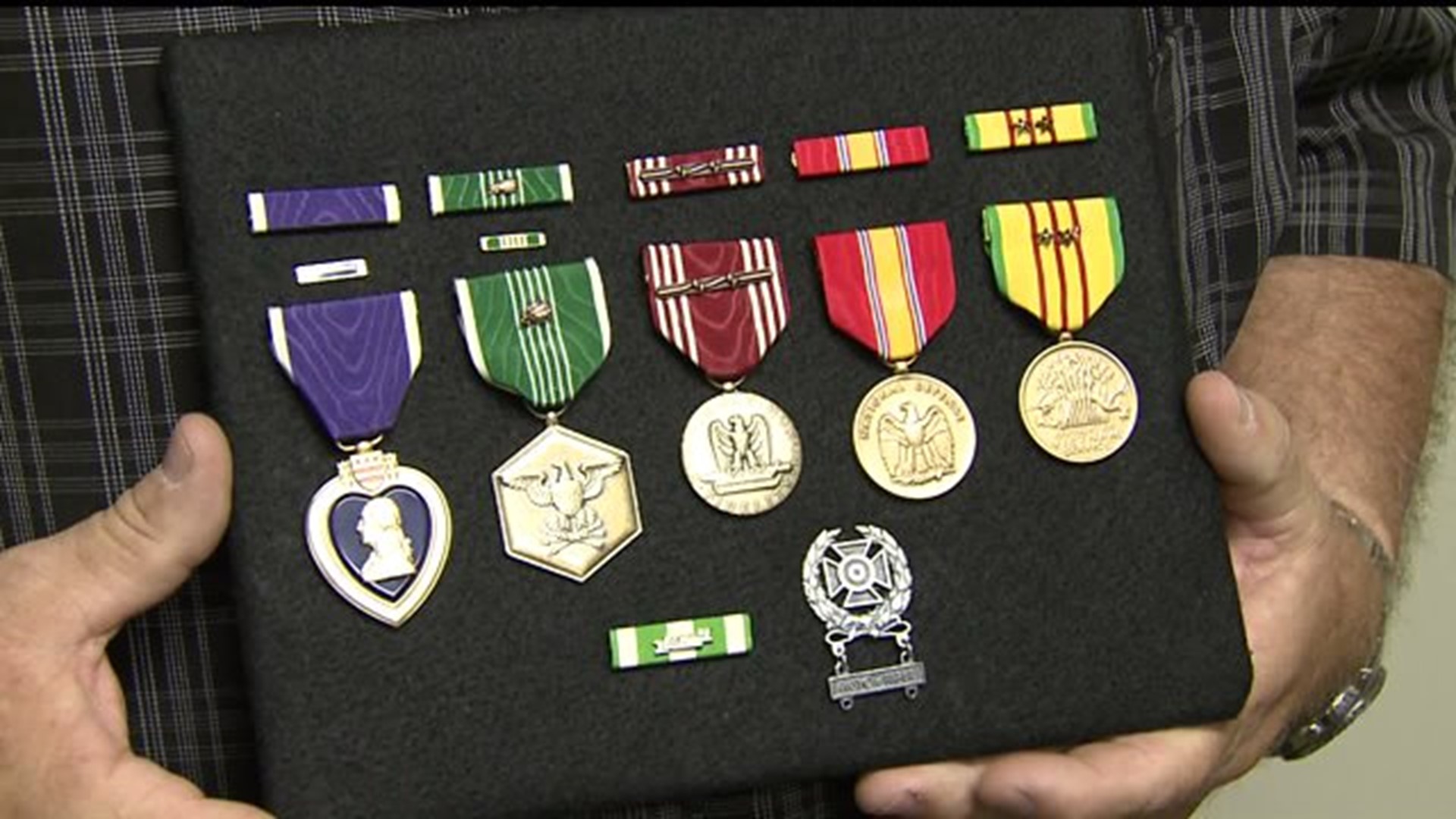 Purple Heart, other replacement medals given to local Vietnam War veteran