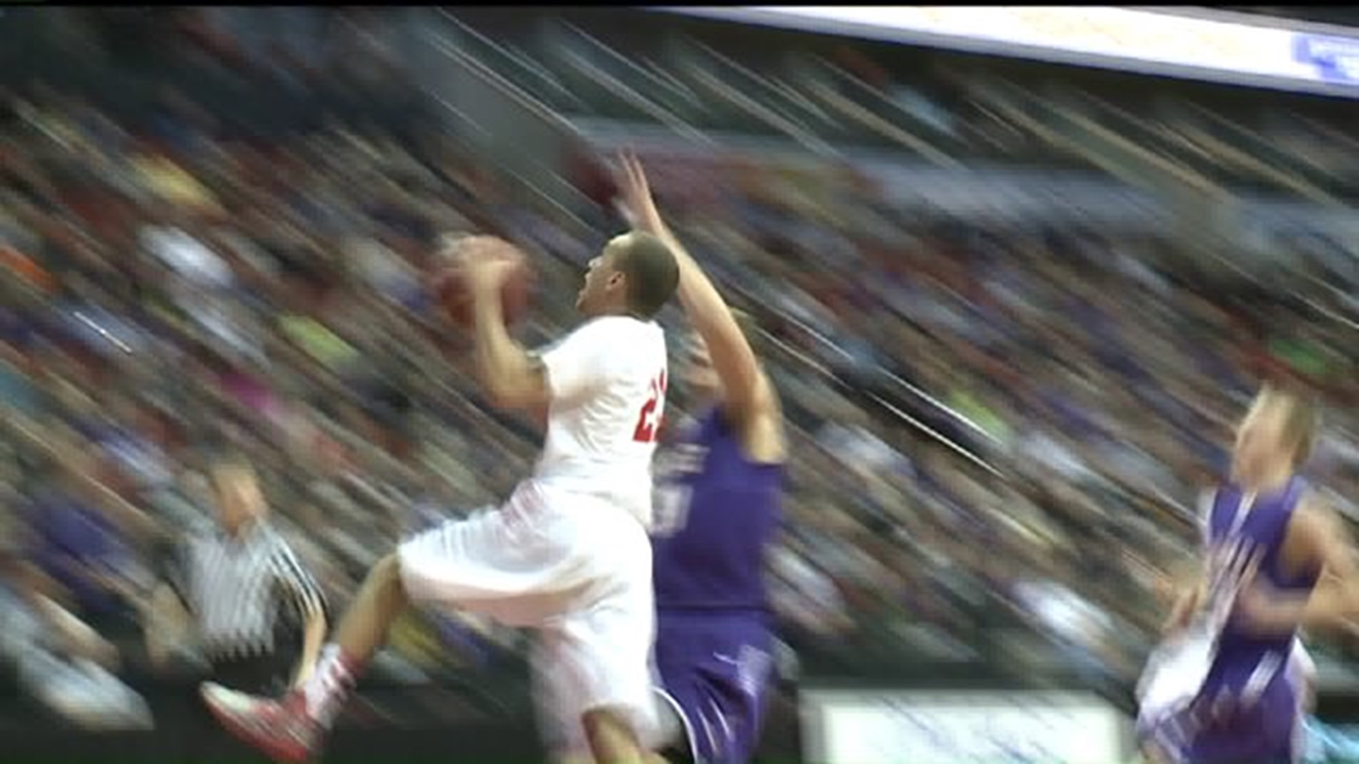 North Scott basketball on to State Semifinal