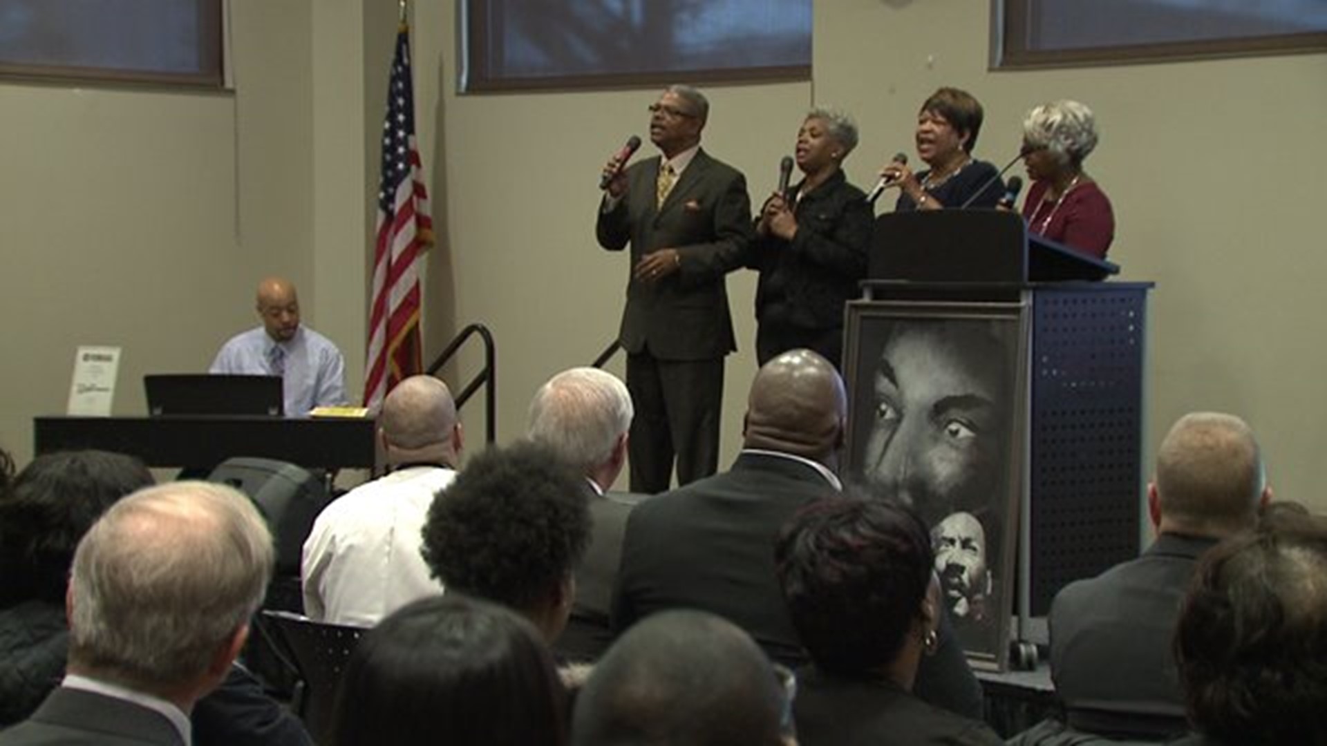 Martin Luther King Jr service in Rock Island brings community together