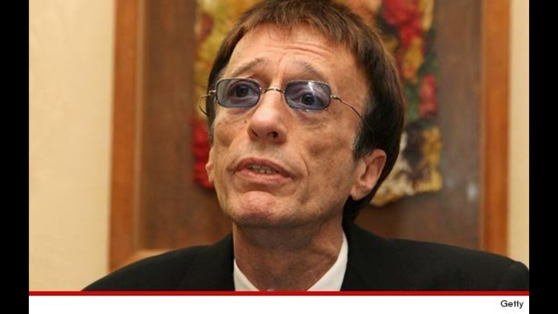 Robin Gibb Dies After Battle With Cancer