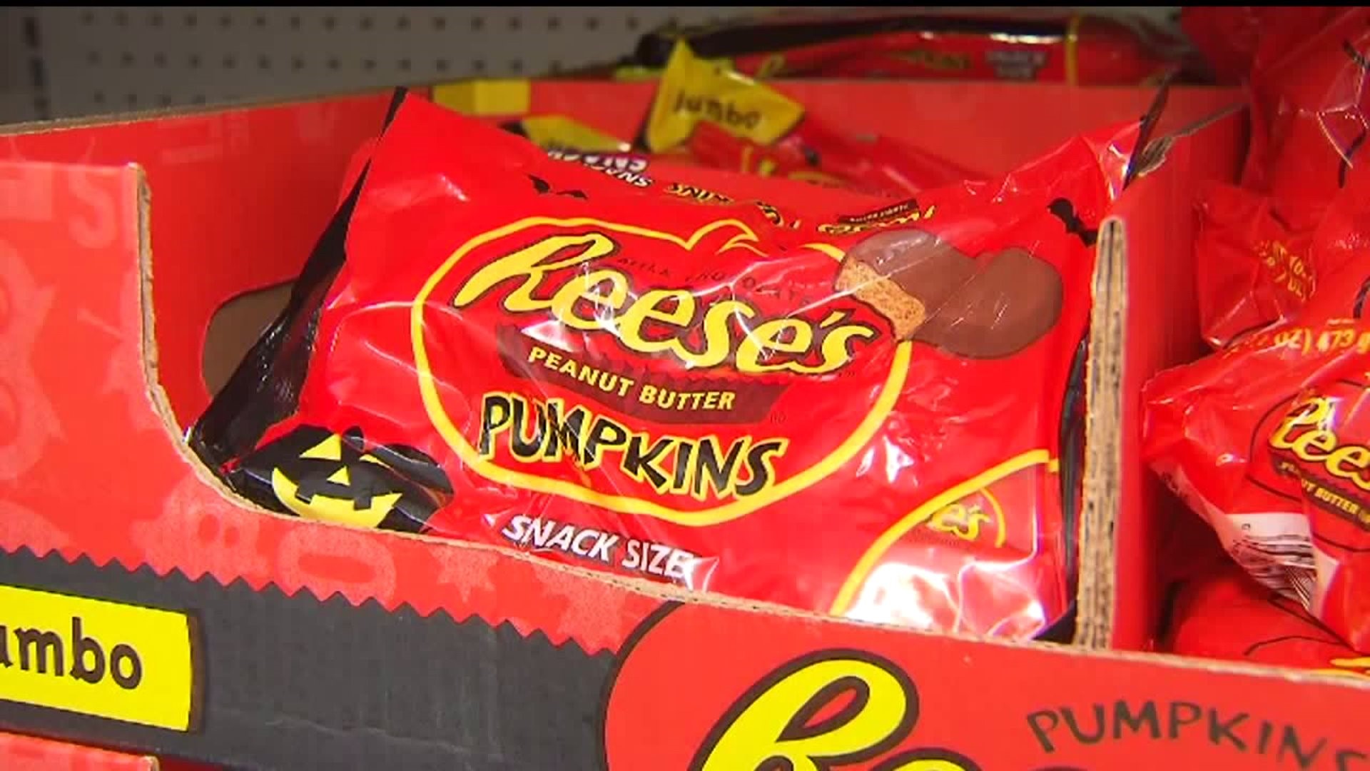 Reese`s Peanut Butter Cups are America`s favorite Halloween candy, new poll finds