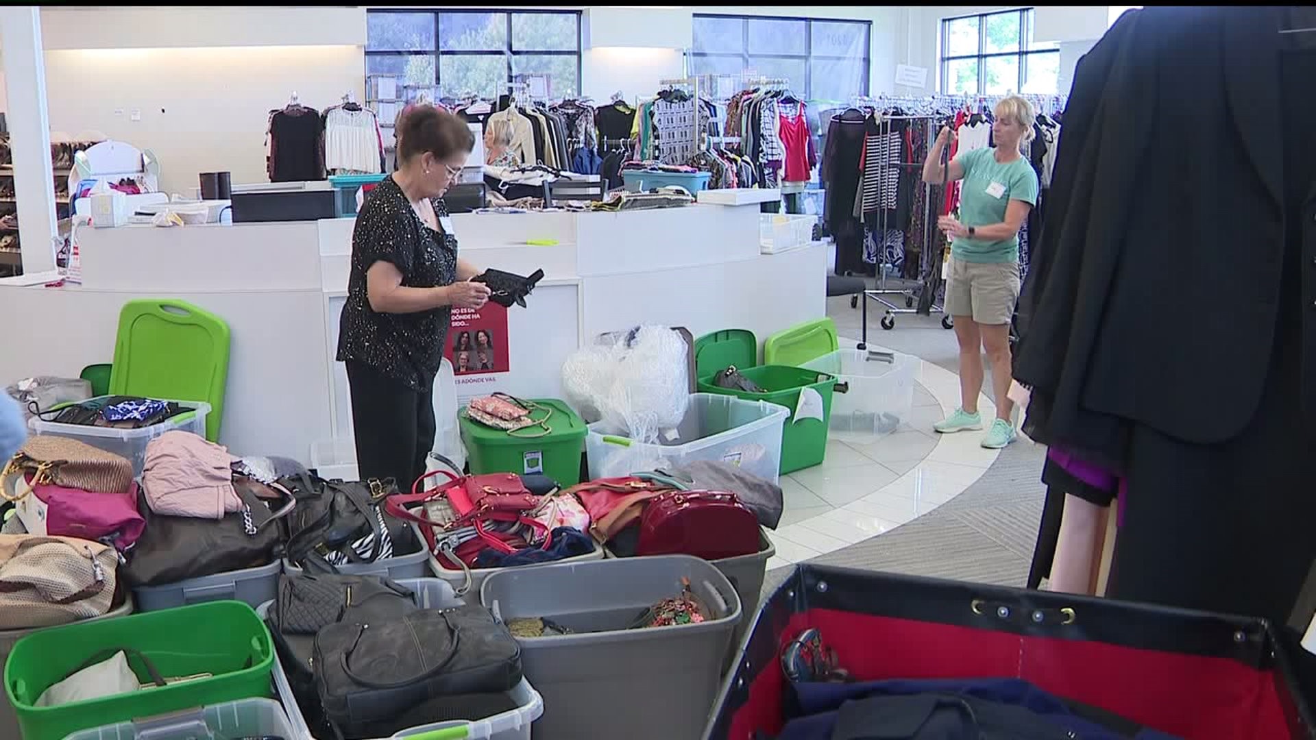 Dress for Success Quad Cities Begins Move to New Location