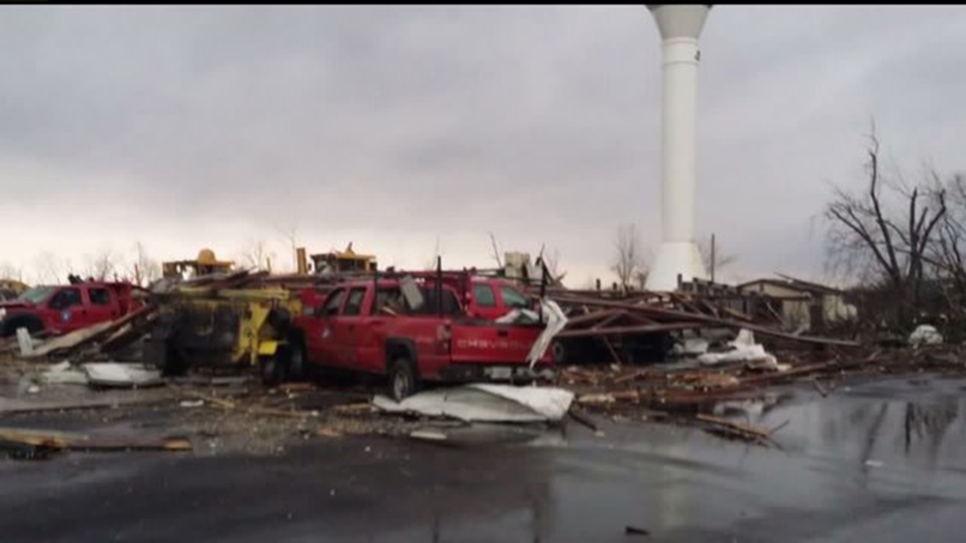 Severe storm turns deadly in Ottawa, Illinois