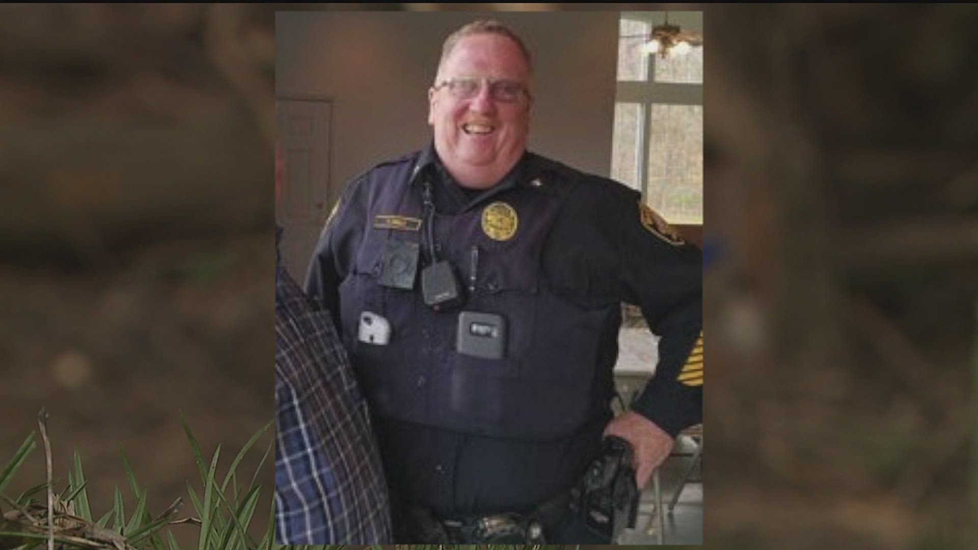 Hampton Police Chief Terry Engle died after police say his car hit a tree.  Witnesses say they reached out to help, one even took his radio to make a call.