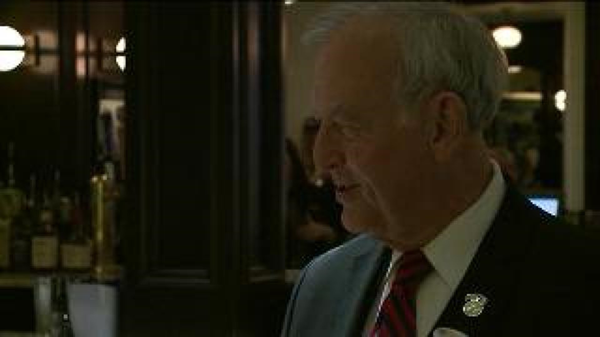 Davenport Mayor Bill Gluba reelected