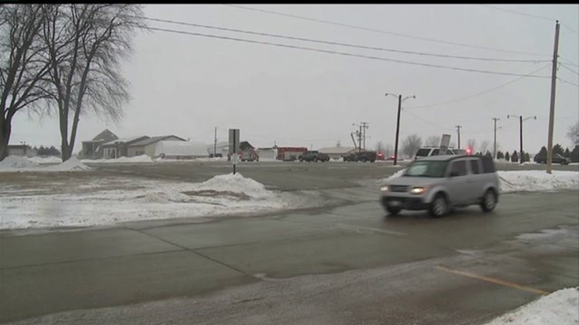 Fire damages building near Geneseo High School