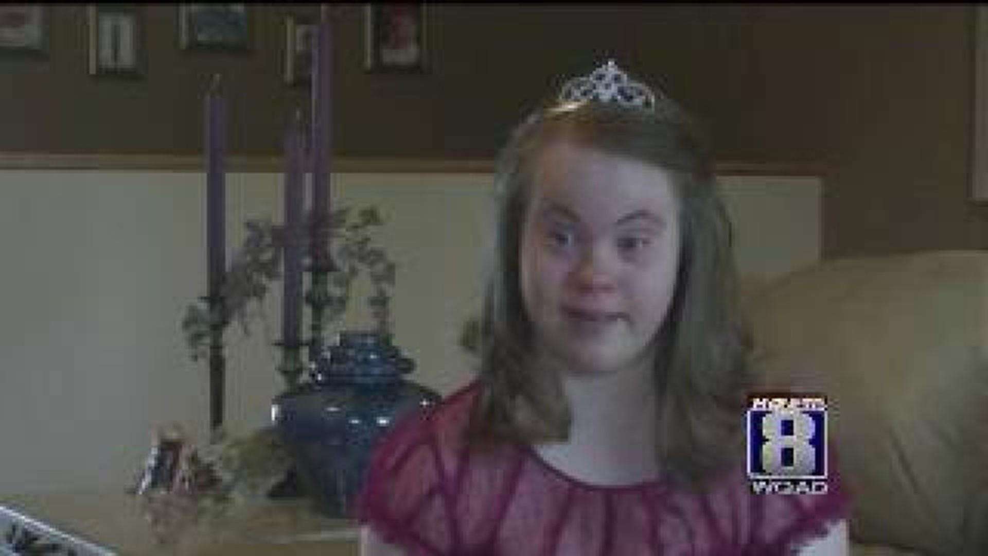 Iowa school selects extra-special prom queen
