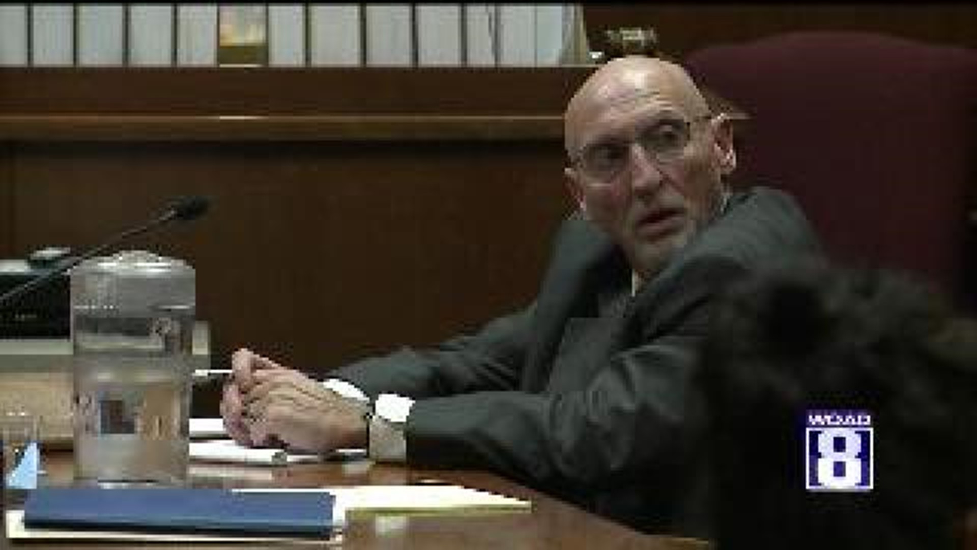 Former Davenport cop gets probation in stalking case
