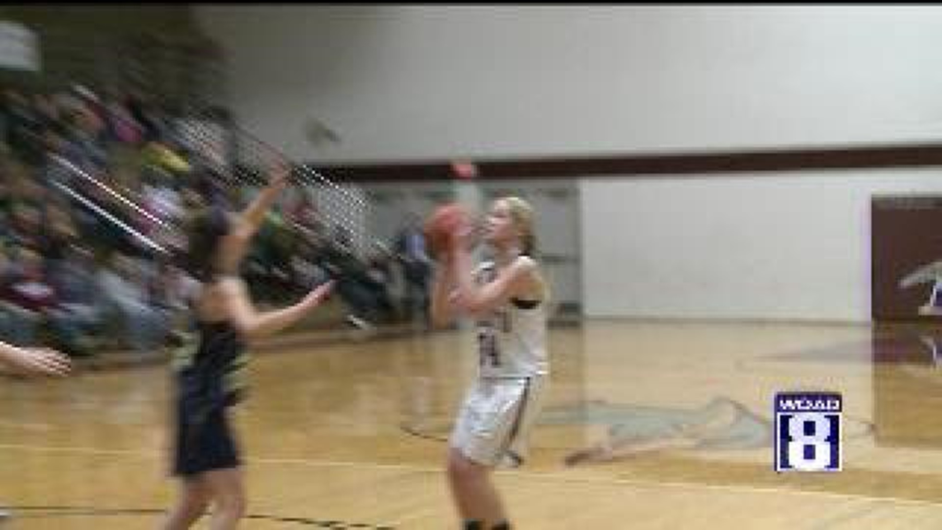 Rockets Roll Past Mercer County